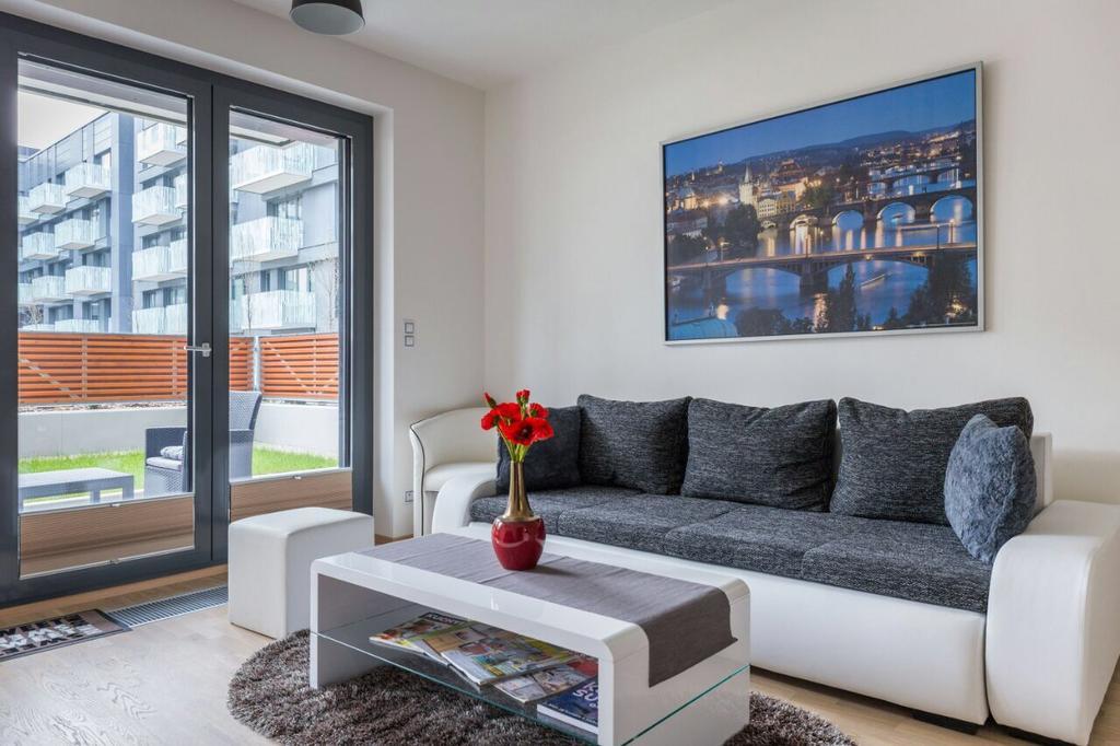 Kalina Apartment Прага Экстерьер фото